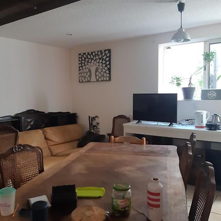 Chic Et Relax Apartment Монмаро Екстериор снимка